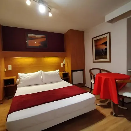 De Savoie Hotel 2*