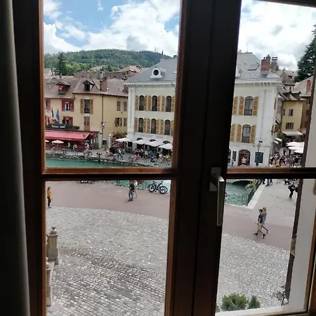 Hotell De Savoie 2*
