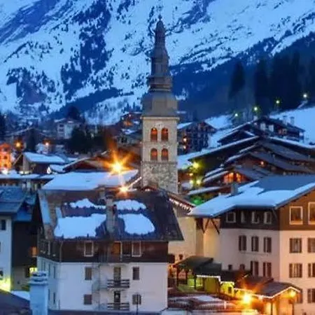 Hotel De Savoie