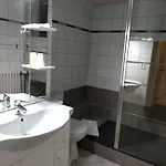 Hotel De Savoie 2*