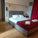 Hotel De Savoie