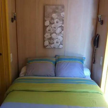 De Savoie Otel 2*